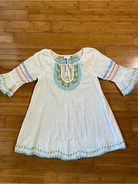 Anthropologie Lilka White Peasant Tunic Cotton Blouse with Pastel Embroidery